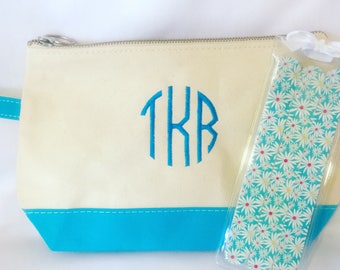 Monogrammed Canvas Bag - Large Monogrammed Makeup Bag - Free Nail Files Personalized Bride Bridesmaid Gift Makeup Travel Organization