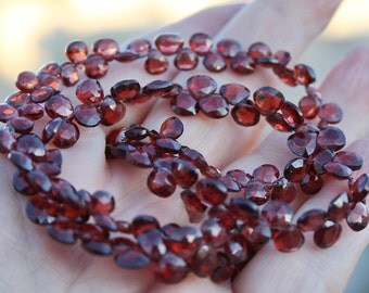 Gem Red Mozambique Garnet 5-5.5mm Faceted Heart Briolette Drop 10 beads set