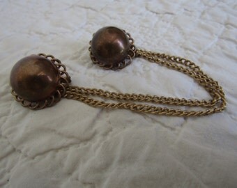Vintage Sweater Pin Clip / sweater guard gold tone metal