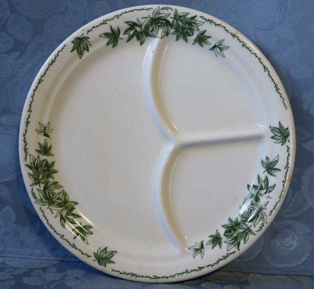 Vintage Buffalo China Restaurant Grill Plate Green Leaves