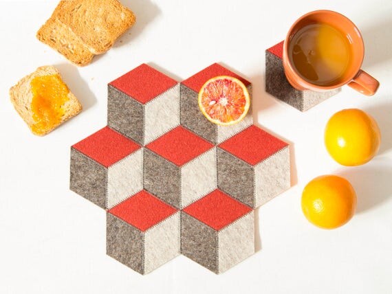 Small table mat / wool felt / grey and orange / wool felt mat / stylish table mat / handmade / made in Italy