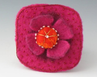 Felted Flower Brooch, Flower Pin, Brooch, Felted Pin, Flower Brooch, Pink Flower Pin