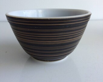 Vintage Pyrex Terra Mixing Bowl #401 1 1/2 Pint