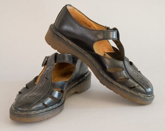 Dr. Martens Sandals - Vintage 80s Doc Martens Black Leather Fisherman's Sandals Air Cushioned Sole Made in England UK Size 6 US Women 9 Docs