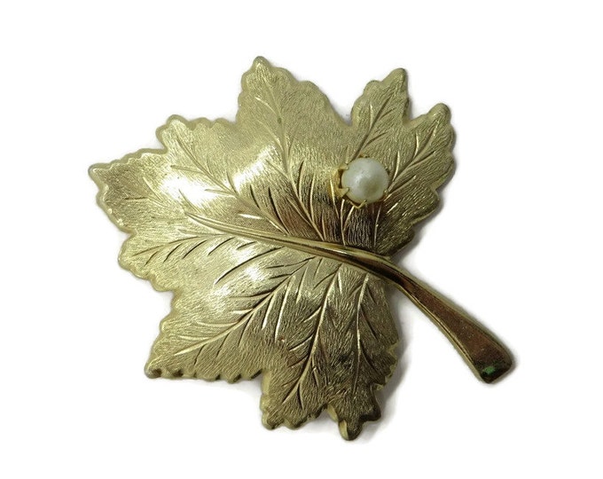 Vintage Sarah Coventry Golden Leaf Faux Pearl Brooch Pin