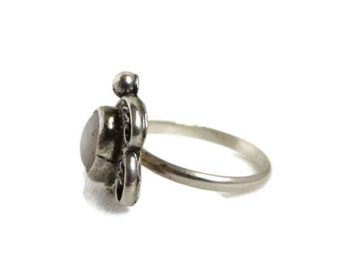Vintage Navajo White Quartz Ring, Sterling Silver Native American Jewelry Size 4
