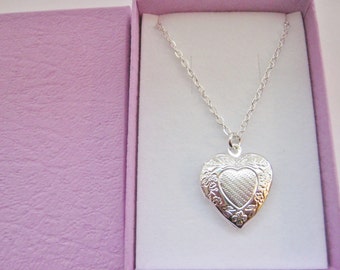Child Heart Locket Pendant Necklace 20mm (3/4") Silver Plated Chain Girls Locket Child Kids Jewellery