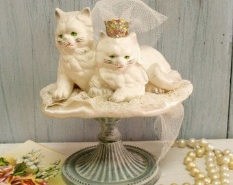 Vintage cats bride groom cake topper decor