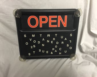 Vintage 1989 Davso Buisness Open close sign with letters