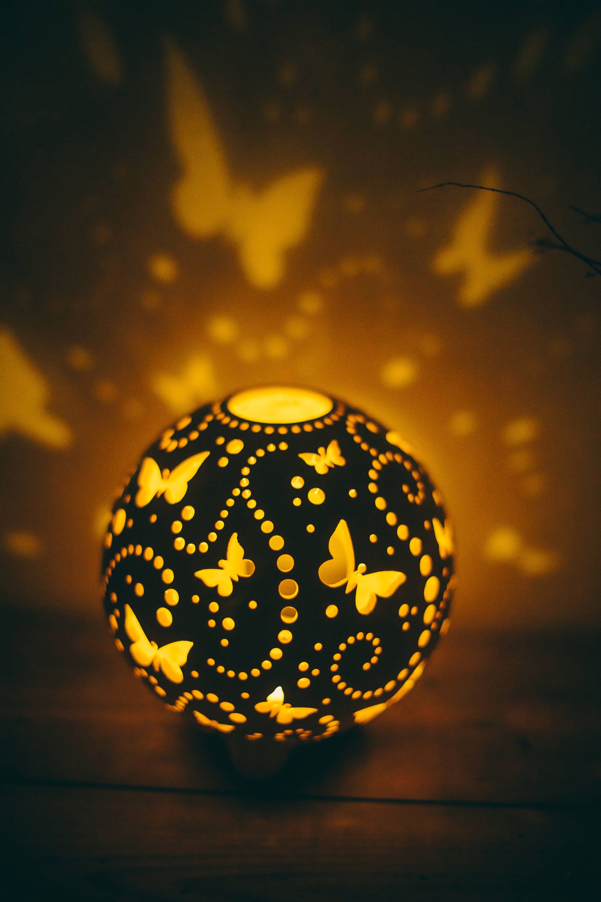 Ceramic Lantern Tealight Candle holder Folk Art Dining Table