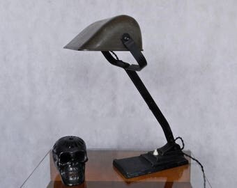 Lampe de bureau dite de banquier ou de notaire signée ERPE