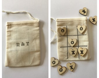 Mini tic tac toe - quiet game - wedding favors - guest gifts - reception game favors - wooden hearts