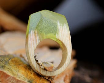 wood resin ring wood ring statement ring Nature jewelry Nature ring fashion ring forest ring Wooden ring Unique Ring