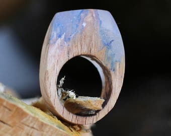 Signet Ring womens ring statement jewelry fashion jewelry wood resin ring wood ring Nature jewelry Nature ring Wooden ring