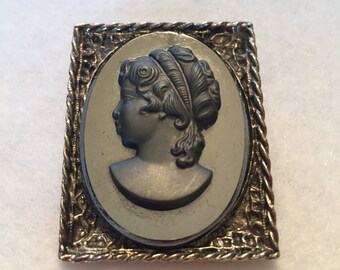 Vintage Black Cameo Brooch/Pendant