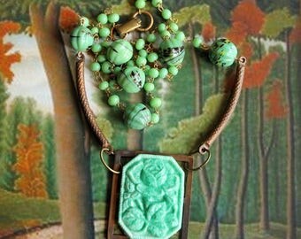 Green rose necklace, jade glass, Czech glass, green lampwork beads, vintage brass, vintage assemblage, handmade in France, chez Sylvie/083
