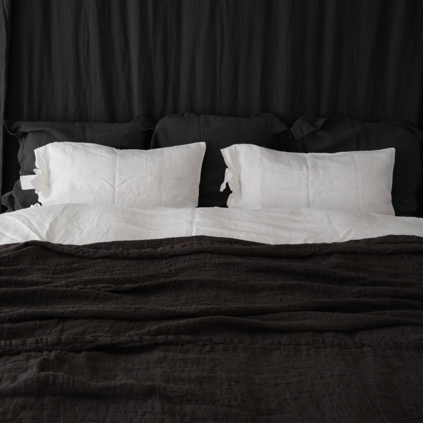 LINEN BEDSPREAD. Rough linen rustic style bed cover. Queen