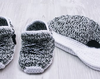 Grey Crochet Baby Shoes Crochet Baby Booties Athletic Shoes Newborn Yeezy Boost Baby Street Shoes Baby Sneakers Booties Baby BB104C19