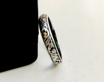 Sterling Silver Art Deco Ring - Detailed Etched Design - Antiqued Old World Finish - Marked 925