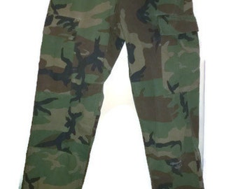 Vintage 90s Pants Army #Military Camoflage#pants VINTAGE 1990s ARMYPANTS #military#pants#camo S