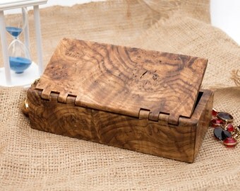 Small Wooden Jewelry Box-Wooden Jewellery Box-Wooden Box-Legna portagioie-Schatulle-Scatola di legno-Boite a bijoux-Smykkeskrin