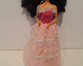 Vintage Dream Glow Barbie Hispanic 1647 Mattel 1985
