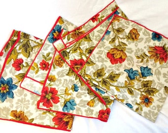 SALE!! Vintage Cloth Napkins Floral Set of 4 100% Cotton Leacock Made in USA FREE domestic shipping!!