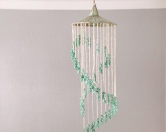 Vintage shell mobile. Shell chandelier. Vintage home decor. Boho home decor.