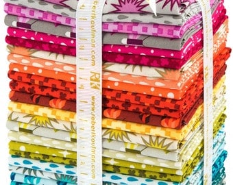 Robert Kaufman - Paintbox Basics Fat Quarter Bundle by Elizabeth Hartman / Rhoda Ruth and Pacific Prints and Blender Fabrics