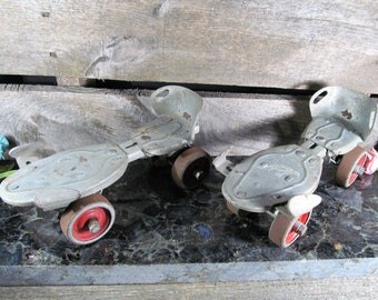 Hustler Speed King, Solid Metal, Vintage Adjustable Roller Skates, Pair of 2 1950's Americana, Vintage Home & Farmhouse Decor, Retro Fashion