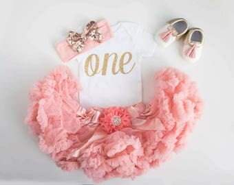 First birthday outfit girl, Girl 1st birthday outfit, Glitter Gold Outfit, Birthday Outfit, 1st Birthday, Glitter Gold Outfit, 1st birthday