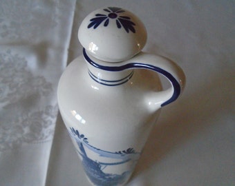 Delft Bols Vintage decanter Windmill design