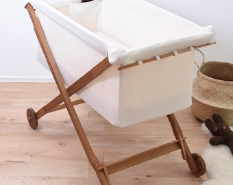 KootaCrib Baby's first bed entirely of oak wood and bassinet of cotton or eco-wool