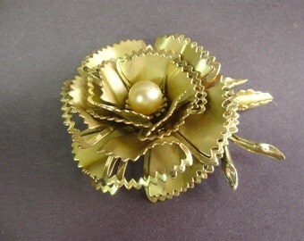 Vintage Gold Flower Brooch, Scarf Brooch, Tin Flower Brooch, Wedding, Gifts Under 20