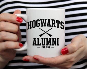 Hogwarts Alumni Decal, Harry Potter Decal, Hogwarts Decal, Yeti Decal, Tumbler Decal, Ozark Trail Decal, Yeti Sticker, Vinyl Decal, Sticker