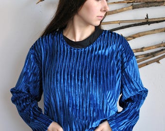 Blue velvet longsleeve shirt 1990s 1980s vintage womens velur sweatshirt