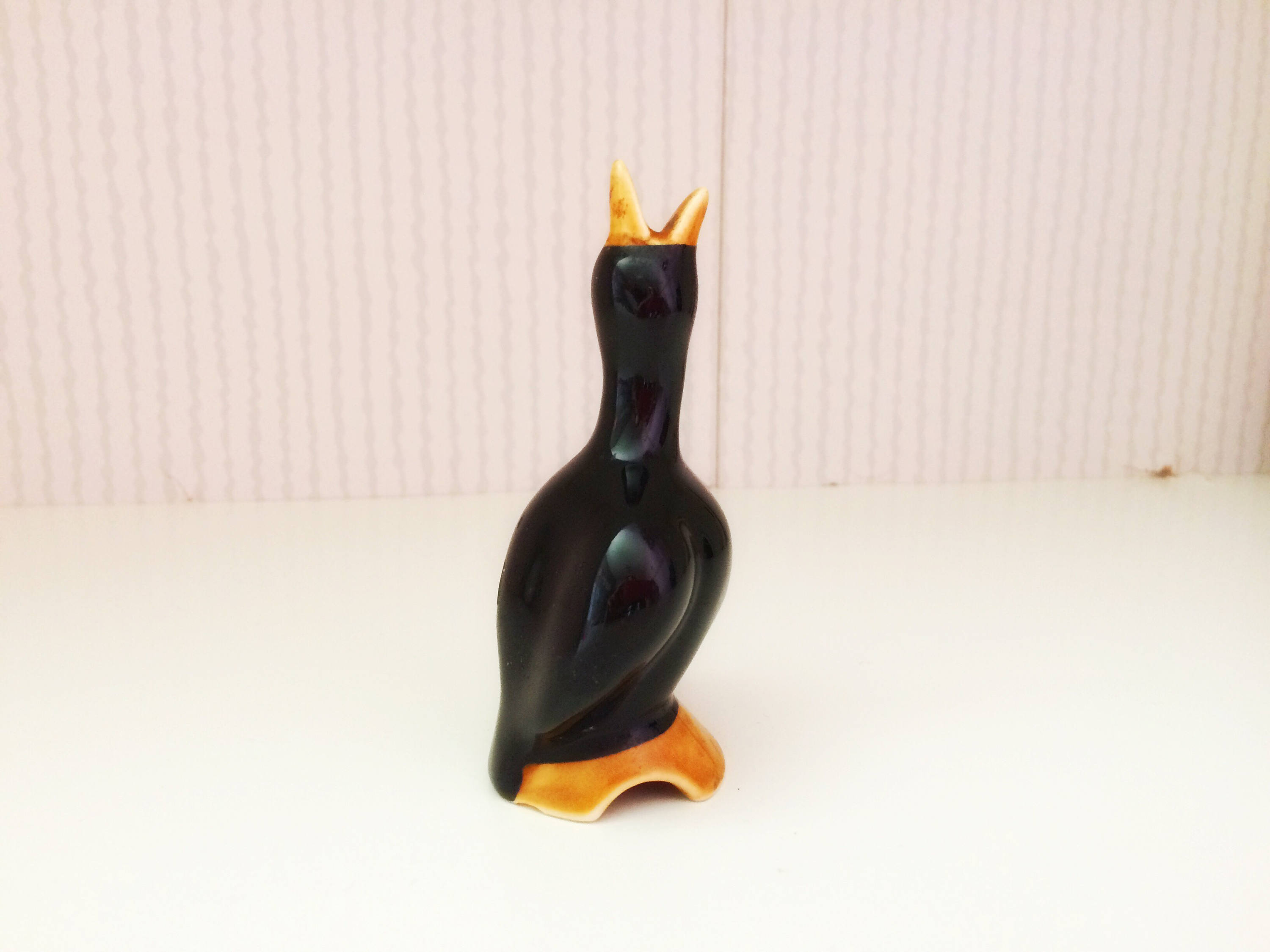 Vintage bird pie vent / pie funnel / blackbird pie vent / pie