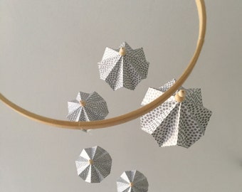 Baby Mobile - Custom Made - 5x Paper Diamonds
