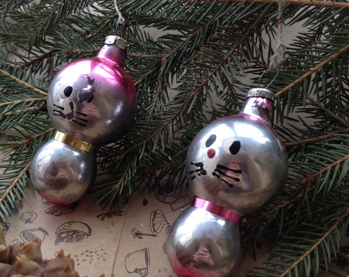Christmas ornaments set of 2. Cat Christmas ornament in silver color. Christmas gift