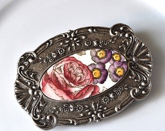 Recycled China Belt Buckle - Red Rose