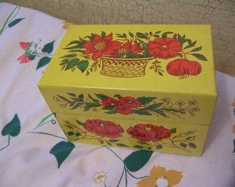 lovely vintage yellow recipe box