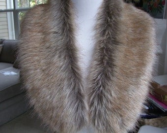 Faux Fur COLLAR, Women's Fur Neckwarmer, Tip Dyed Fox Fur Collar, Fox Faux Fur Collar