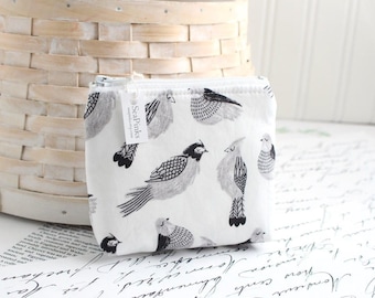 Black and White Bird Coin Purse Small Change Purse Card Holder Zipper Pouch