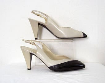 Vintage 1980s High Heels Cream Black Bruno Magli Slingback Pumps / U.S. 7 – 7.5 Narrow