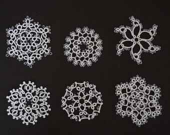 tatted Christmas ornaments//6 medium//white