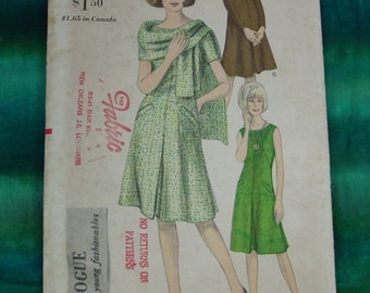 Vintage Pattern c.1960's Vogue Young Fashionables No.6259 Dress and Stole, Size 12