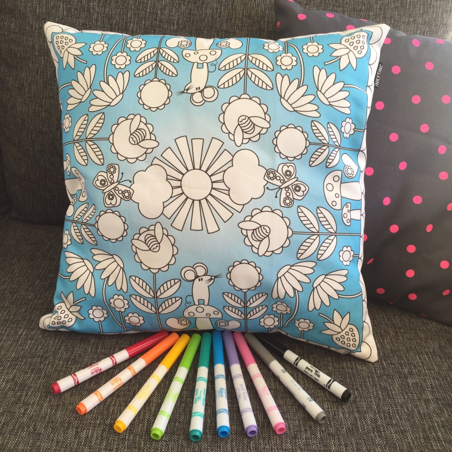 Kids bedroom pillow colouring craft kit fabric colouring