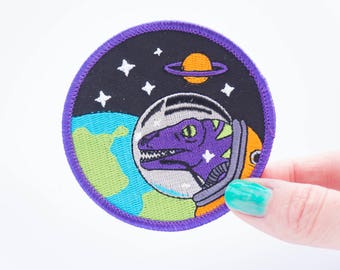 Velociraptor Astronaut Space dinosaur patch. designosaur patch. woven patch. embroidered patch. dinosaur flair. Spaceman dinosaur badge.