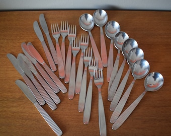 Hackman Scandia flatware, knifes, forks, spoons, for 8 people, Finland, Kaj Franck