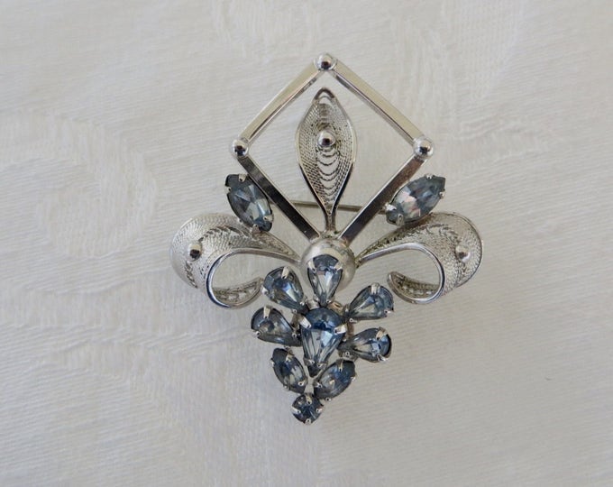 Sterling Fleur Di Lis Rhinestone Brooch, Vintage Sterling Silver Pin, Cannetille Leaves, Blue Rhinestones